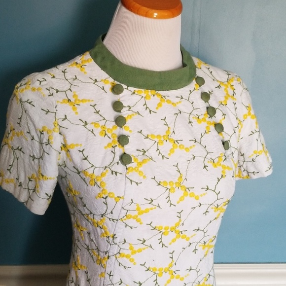 Vintage 1960's White Embroidered Dress S - Picture 2 of 6